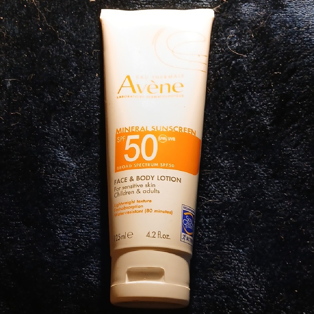 Avène Mineral Sunscreen SPF 50 - Adults & Kids